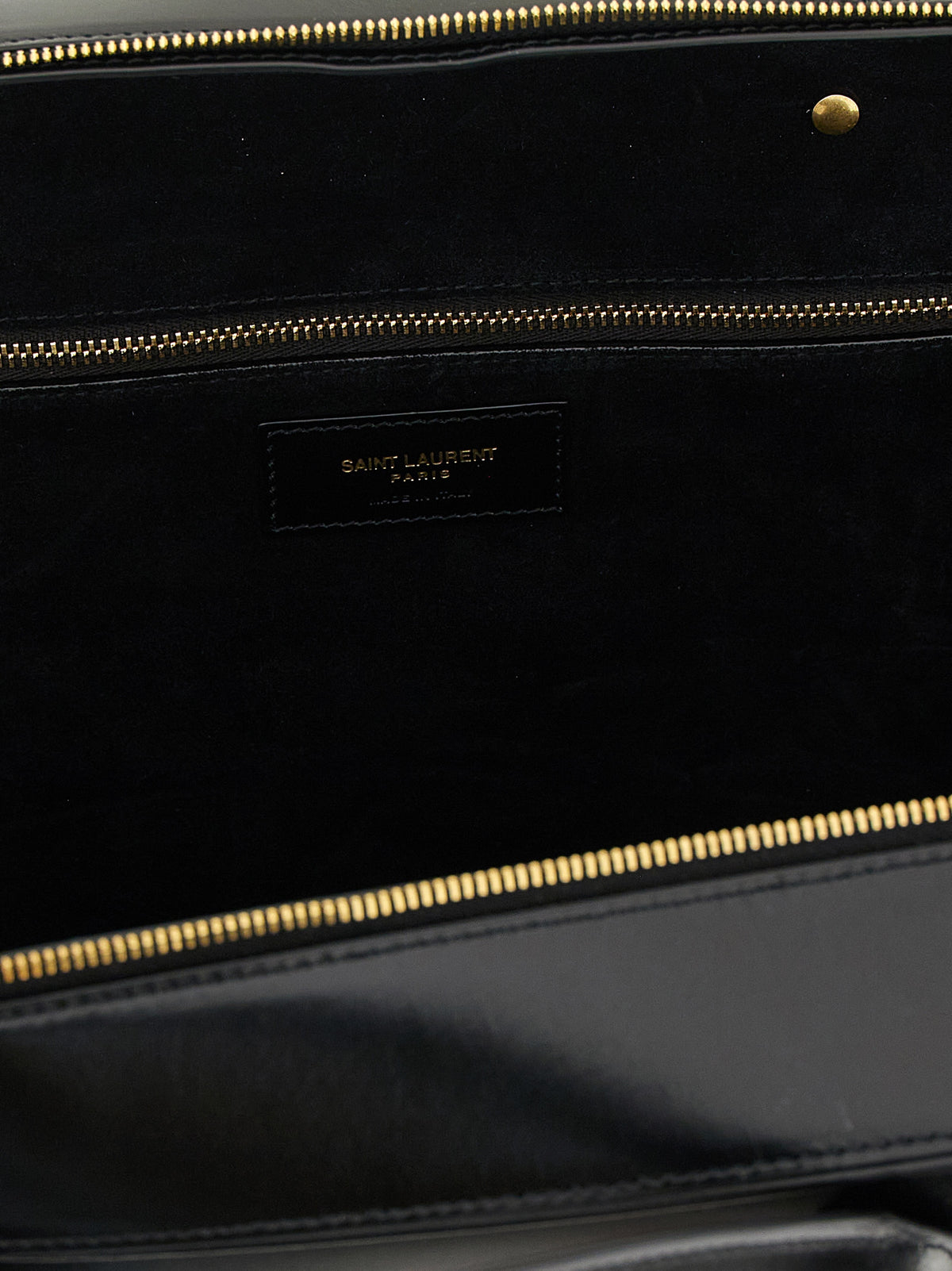 Schwarze Kalbsleder-Schultertasche