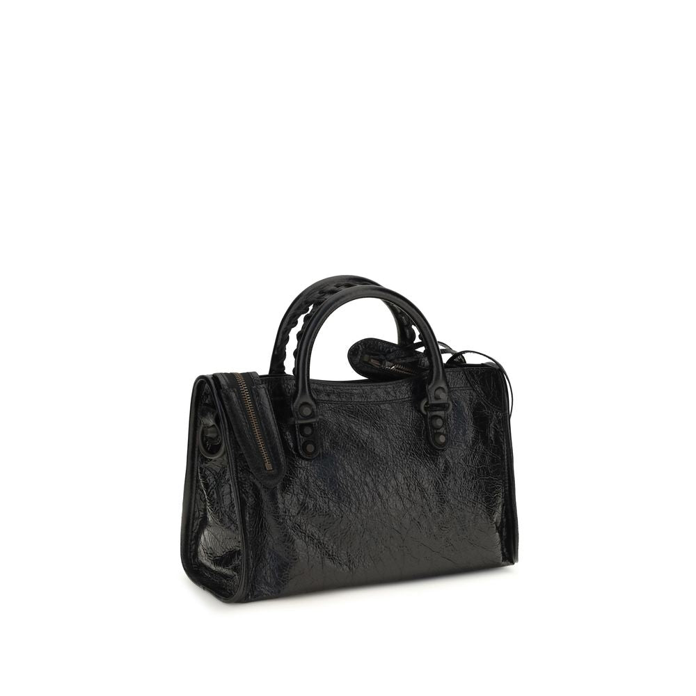 Black lambskin handbag (Ovis Aries)